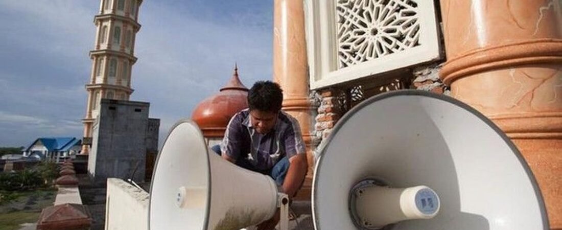 Adzan, Sholawatan, dan Speaker Masjid